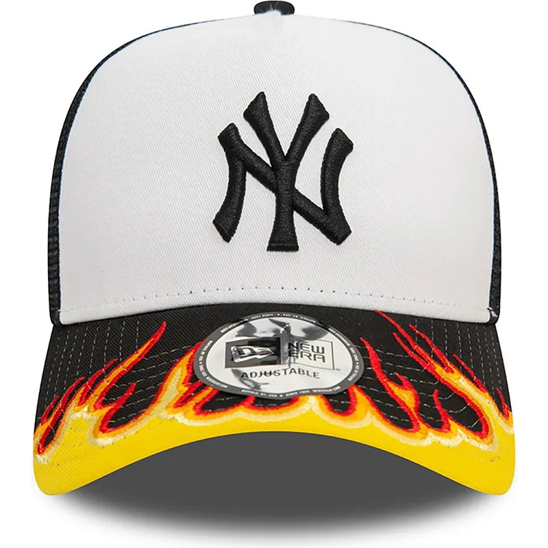 cepice-zaoblena-bila-snapback-a-frame-flame-new-york-yankees-mlb-new-era cepice-zaoblena-bila-snapback-a-frame-flame-new-york-yankees-mlb-new-era