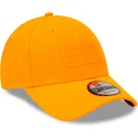 orangefarbene-verstellbare-curved-cap-9forty-neon-von-red-bull-racing-formula-1-von-new-era