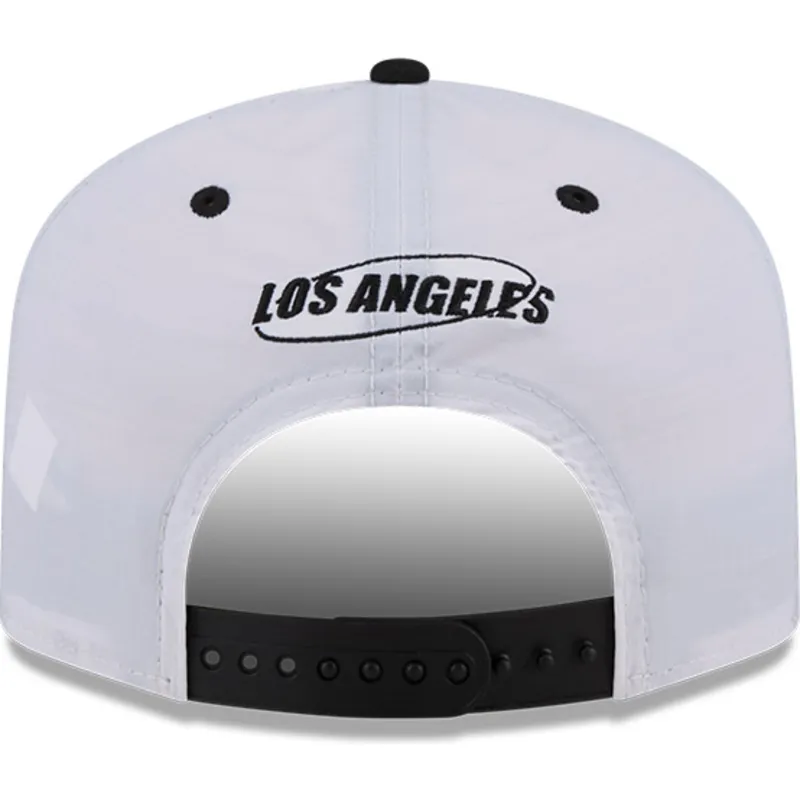 cepice-zaoblena-bila-snapback-golfer-chrome-los-angeles-dodgers-mlb-new-era cepice-zaoblena-bila-snapback-golfer-chrome-los-angeles-dodgers-mlb-new-era