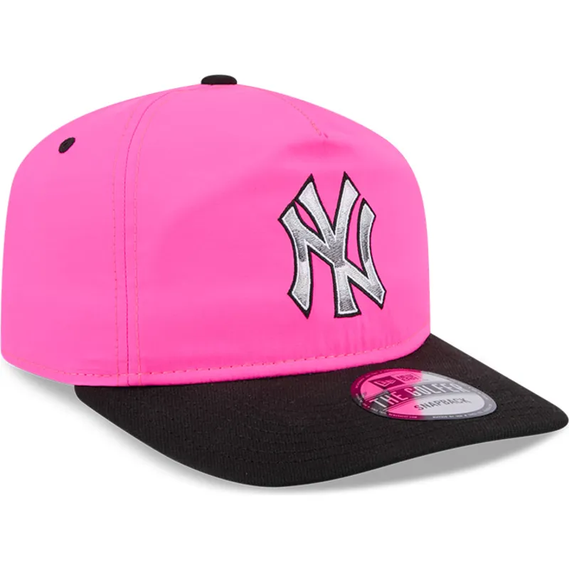 gebogene-rosa-und-schwarze-snapback-kappe-golfer-chrome-logo-von-new-york-yankees-mlb-von-new-era