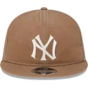 braune-verstellbare-9fifty-waxed-canvas-flatcap-der-new-york-yankees-mlb-von-new-era