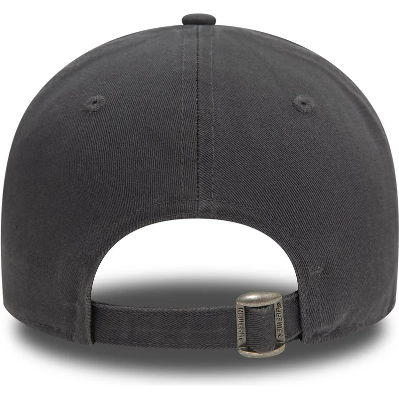 graue-verstellbare-curved-cap-9forty-pin-von-new-era