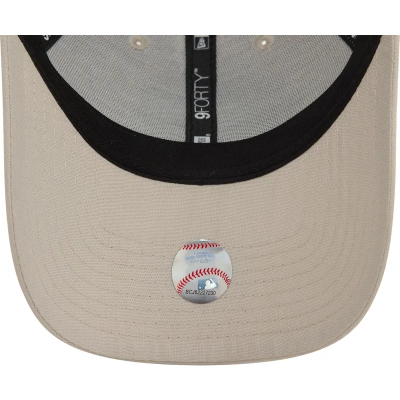 cepice-zaoblena-bezova-nastavitelny-9forty-repreve-mini-new-york-yankees-mlb-new-era cepice-zaoblena-bezova-nastavitelny-9forty-repreve-mini-new-york-yankees-mlb-new-era