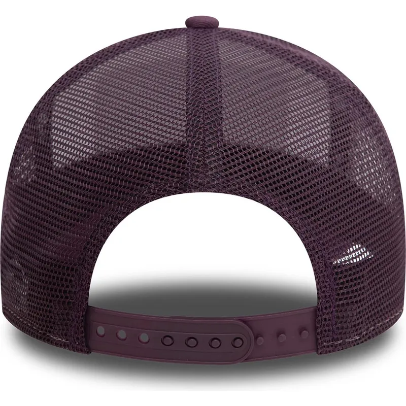 cepice-zaoblena-fialova-snapback-a-frame-ski-patch-courchevel-ciudades-y-playas-new-era cepice-zaoblena-fialova-snapback-a-frame-ski-patch-courchevel-ciudades-y-playas-new-era