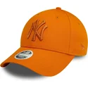 cepice-zaoblena-oranzova-nastavitelny-9forty-league-essential-new-york-yankees-mlb-new-era