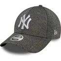 justerbar-svart-bojd-keps-for-kvinnor-9forty-glitter-new-york-yankees-mlb-fran-new-era