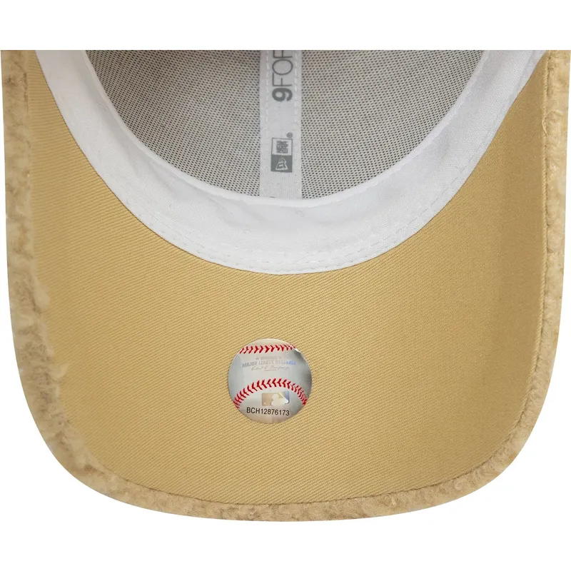 cepice-zaoblena-bezova-nastavitelny-9forty-borg-new-york-yankees-mlb-new-era