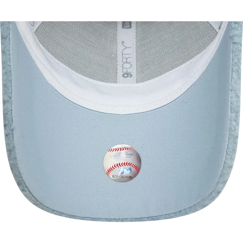 cepice-zaoblena-modra-nastavitelny-9forty-borg-new-york-yankees-mlb-new-era