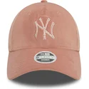 9forty-new-york-yankees-mlb-new-era-verstellbare-rosa-velours-diamant-damenkappe-mit-gebogenem-schirm