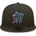cepice-rovna-cerna-prilehava-59fifty-ac-perf-miami-marlins-mlb-new-era