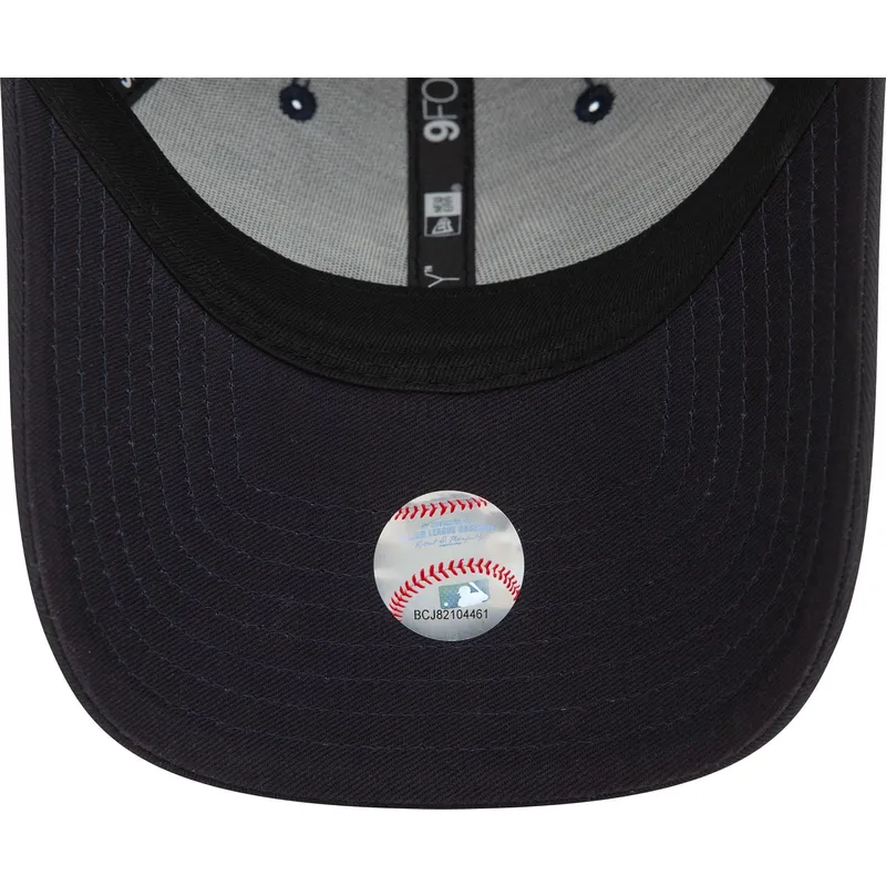 cepice-zaoblena-namornicka-modra-nastavitelny-9forty-side-patch-new-york-yankees-mlb-new-era cepice-zaoblena-namornicka-modra-nastavitelny-9forty-side-patch-new-york-yankees-mlb-new-era