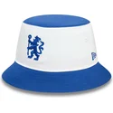 bucket-in-weiss-und-blau-colour-block-von-manchester-united-football-club-premier-league-von-new-era