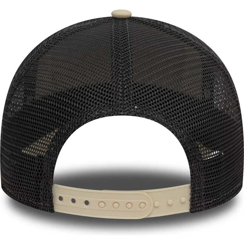 cepice-zaoblena-bezova-snapback-a-frame-license-plate-los-angeles-ciudades-y-playas-new-era