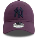 new-era-mlb-new-york-yankees-9twenty-league-essential-violette-verstellbare-kappe-mit-marineblauem-logo