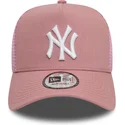 cepice-zaoblena-ruzova-snapback-9forty-a-frame-league-essential-new-york-yankees-mlb-new-era