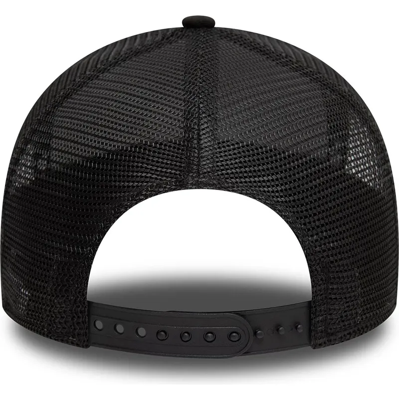 cepice-zaoblena-cerna-snapback-9forty-a-frame-outdoor-patch-new-era