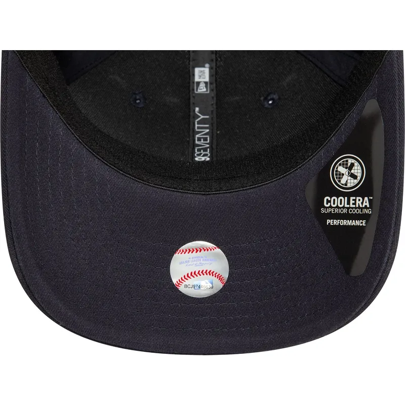cepice-zaoblena-namornicka-modra-snapback-9seventy-stretch-snap-new-york-yankees-mlb-new-era