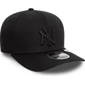 cepice-zaoblena-cerna-snapback-9seventy-stretch-snap-new-york-yankees-mlb-new-era
