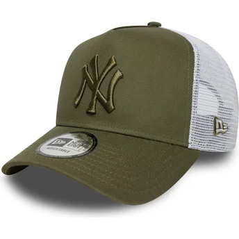 New York Yankees MLB New Era grön och vit truckerkeps med grönt A Frame League Essential-logotyp