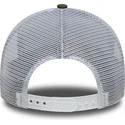 new-york-yankees-mlb-new-era-gron-och-vit-truckerkeps-med-gront-a-frame-league-essential-logotyp