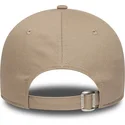 cepice-zaoblena-hneda-nastavitelny-pasek-claro-9forty-outline-new-york-yankees-mlb-new-era