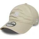 beige-justerbar-bojd-keps-9twenty-mini-logo-new-york-yankees-mlb-fran-new-era