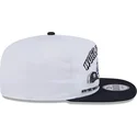 weisse-und-schwarze-flache-snapback-kappe-golfer-championship-pin-von-new-york-yankees-atlanta-braves-mlb-von-new-era