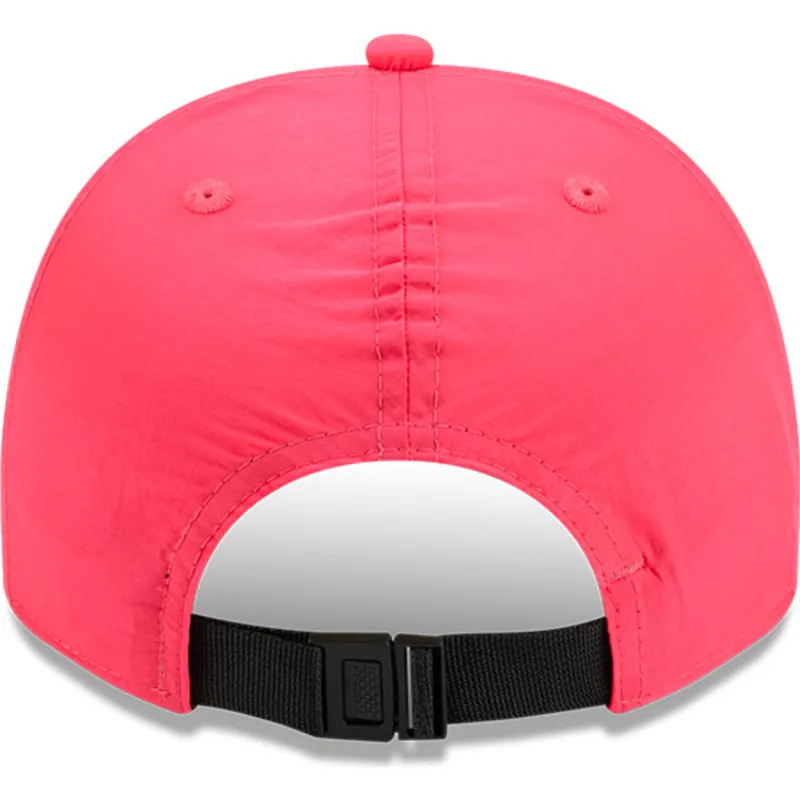 cepice-zaoblena-ruzova-nastavitelny-golfer-everyday-nylon-chicago-bulls-nba-new-era cepice-zaoblena-ruzova-nastavitelny-golfer-everyday-nylon-chicago-bulls-nba-new-era
