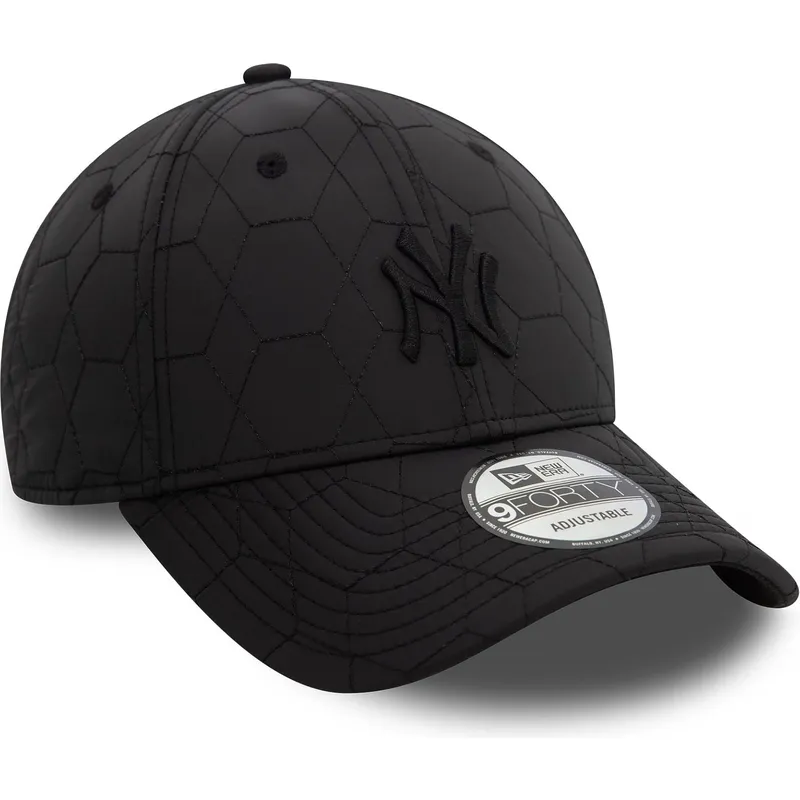 cepice-zaoblena-cerna-nastavitelny-9forty-quilted-new-york-yankees-mlb-new-era