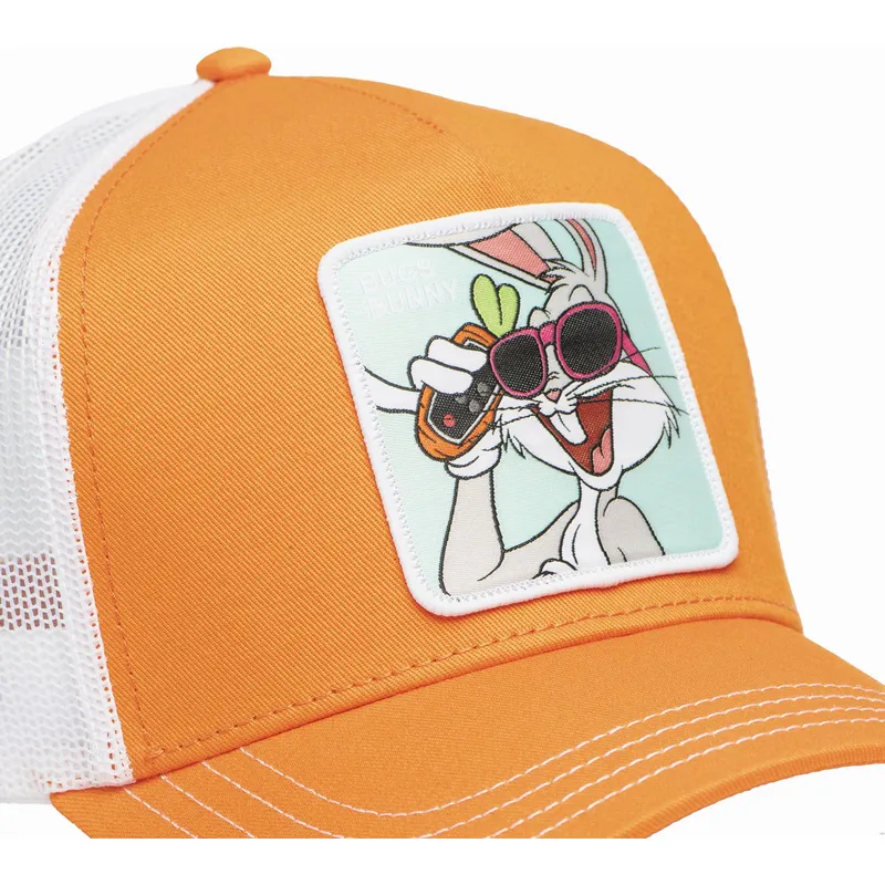 trucker-cap-orange-und-weiss-bugs-bunny-loo11-bug2-looney-tunes-von-capslab