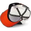 cap-zaoblena-black-snapback-bugs-bunny-looney-tunes-capslab