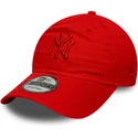 verstellbare-rote-curved-cap-mit-rotem-logo-9twenty-colour-pack-der-new-york-yankees-mlb-von-new-era