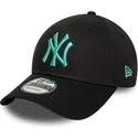 cepice-zaoblena-cerna-nastavitelny-9forty-league-essential-new-york-yankees-mlb-new-era