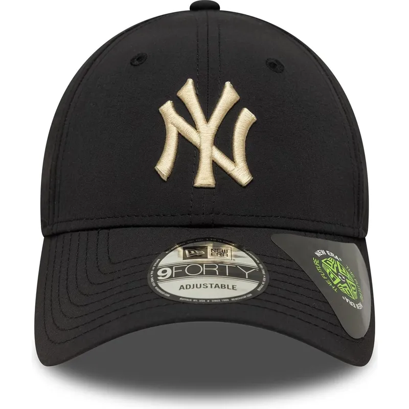 schwarze-verstellbare-curved-cap-mit-beigem-logo-9forty-recycled-der-new-york-yankees-mlb-von-new-era