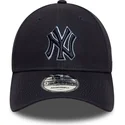 cepice-zaoblena-namornicka-modra-nastavitelny-9forty-team-outline-new-york-yankees-mlb-new-era