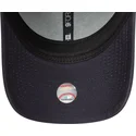 cepice-zaoblena-namornicka-modra-nastavitelny-9forty-team-outline-new-york-yankees-mlb-new-era