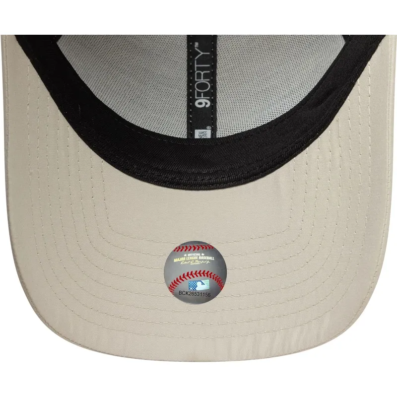 cepice-zaoblena-bezova-nastavitelny-9forty-tonal-flawless-new-york-yankees-mlb-new-era