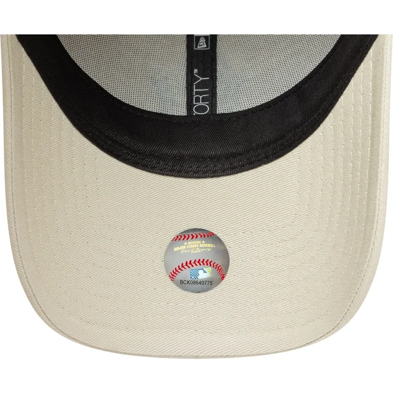 cepice-zaoblena-bezova-nastavitelny-9forty-seasonal-infill-new-york-yankees-mlb-new-era cepice-zaoblena-bezova-nastavitelny-9forty-seasonal-infill-new-york-yankees-mlb-new-era
