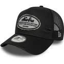 cepice-zaoblena-cerna-snapback-a-frame-oval-distress-patch-new-era