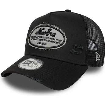 Schwarze A-Frame Trucker-Kappe mit ovalem Distress-Patch...