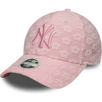 Verstellbare rosa Damenkappe mit gebogenem Schirm 9FORTY Floral Towelling der New York Yankees MLB von New Era