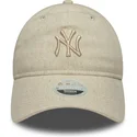 beige-verstellbare-damenkappe-mit-gebogenem-schirm-und-beigem-logo-9twenty-linen-der-new-york-yankees-mlb-von-new-era