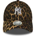 verstellbare-damenkappe-9twenty-outline-new-york-yankees-mlb-leopardenmuster-von-new-era