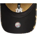verstellbare-damenkappe-9twenty-outline-new-york-yankees-mlb-leopardenmuster-von-new-era