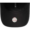schwarze-verstellbare-damenkappe-mit-gebogenem-schirm-und-schwarzem-new-york-yankees-mlb-logo-9twenty-stickerei-von-new-era