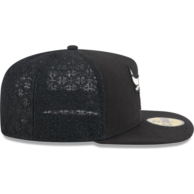 cepice-rovna-cerna-prilehava-59fifty-day-a-frame-chicago-bulls-nba-new-era