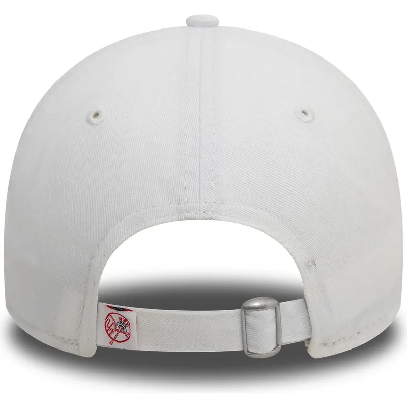 vit-justerbar-kurvad-keps-med-bla-logotyp-9twenty-core-classic-fran-new-york-yankees-mlb-av-new-era