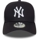 trucker-cap-marineblau-und-weiss-a-frame-multi-patch-von-new-york-yankees-mlb-von-new-era