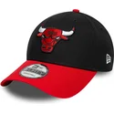 verstellbare-schwarze-und-rote-9forty-side-patch-kappe-der-chicago-bulls-nba-von-new-era