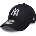 verstellbare-dunkelblaue-9forty-side-patch-kappe-der-new-york-yankees-mlb-von-new-era